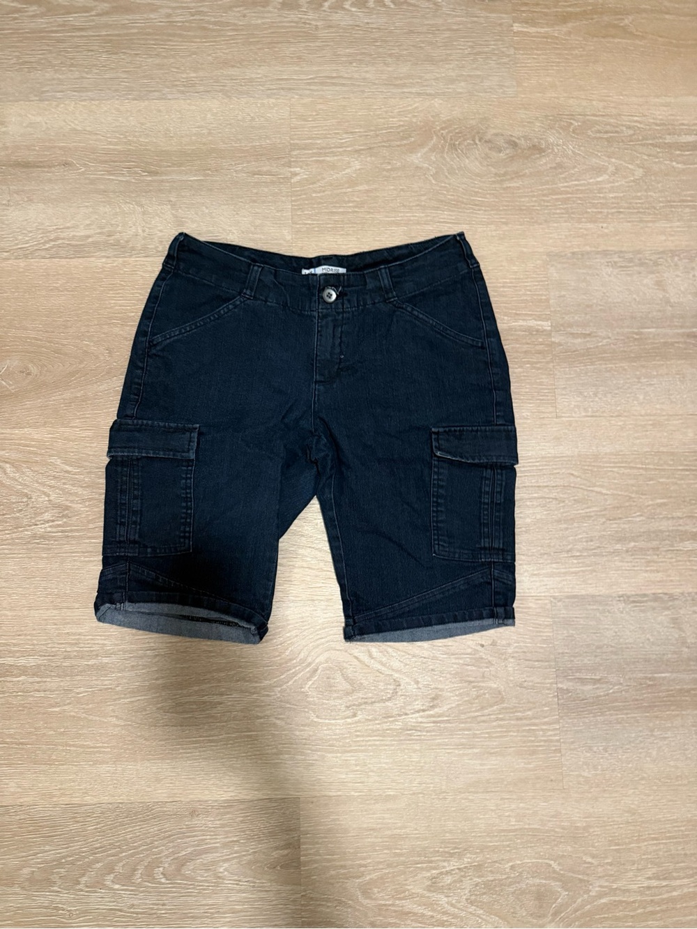 Men's Black Cargo Shorts - Casual Utility Style